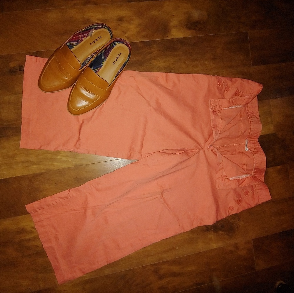 Crop pants